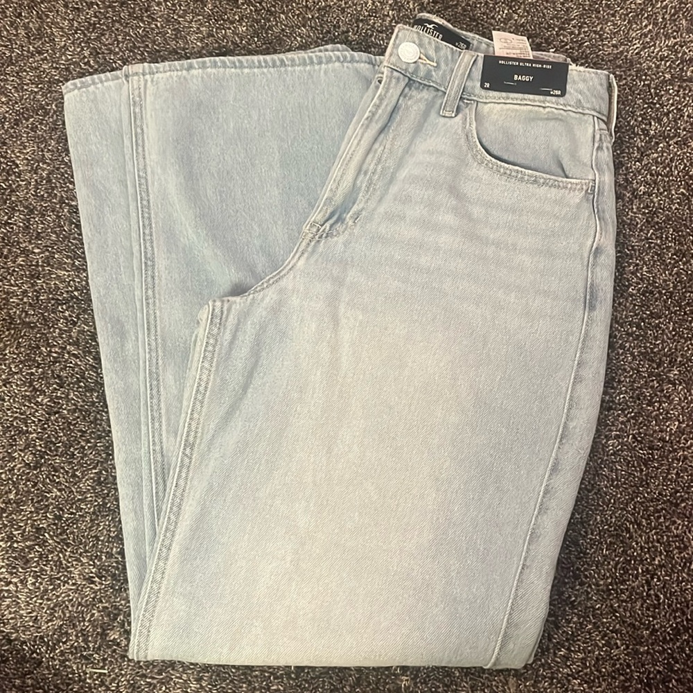 Hollister jeans